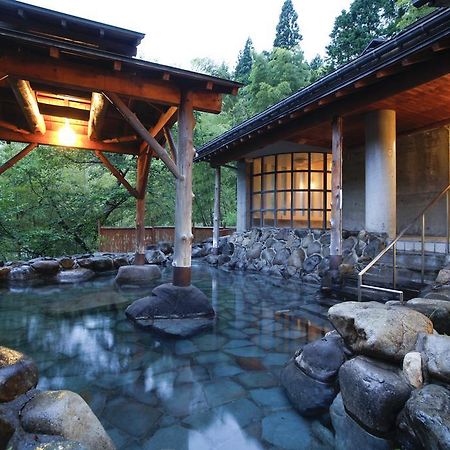 Tomiya Hotel Shin'onsen Buitenkant foto