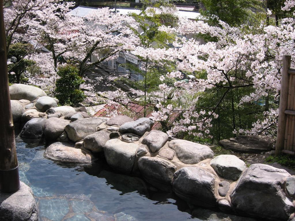 Tomiya Hotel Shin'onsen Buitenkant foto
